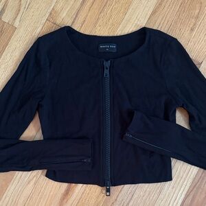 White Fox Ribbed Cropped Zip Up Shirt Size Medium